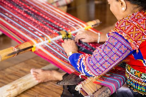 The Rumah Kita: A Tapestry of Malaysian Fashion and Identity - Weaving Tradition into Contemporary Threads